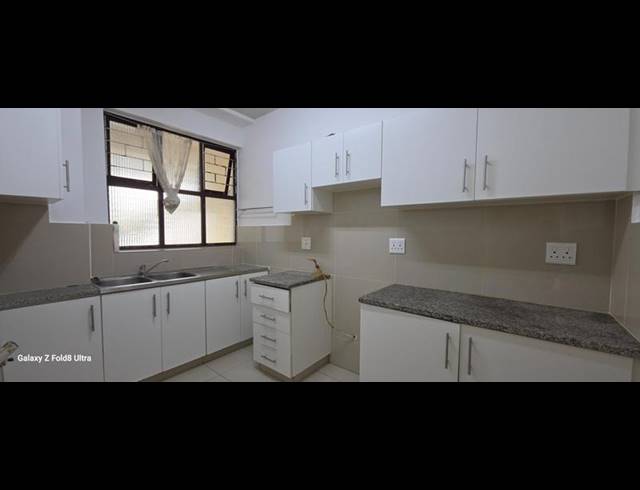 1 BEDROOM PROPERTY TO RENT IN NORTH BEACH
